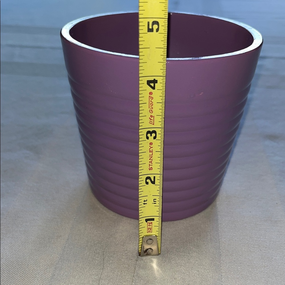 4” Nanquk In Nova Purple Ribbed Planter - Picture 2 of 4